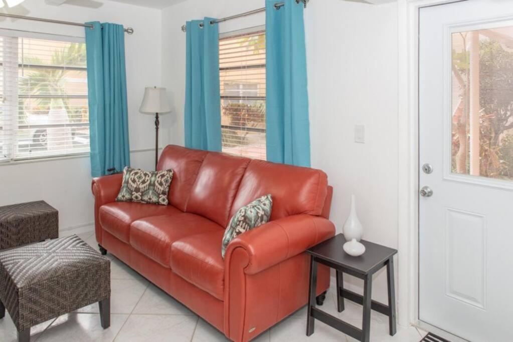 بومبانو بيتش Aloha Apartments On The Intracoastal-Walk To The Beach المظهر الخارجي الصورة