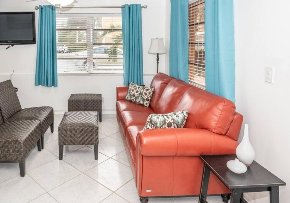 بومبانو بيتش Aloha Apartments On The Intracoastal-Walk To The Beach المظهر الخارجي الصورة